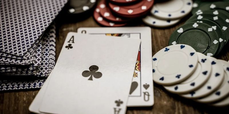 poker 8xbet