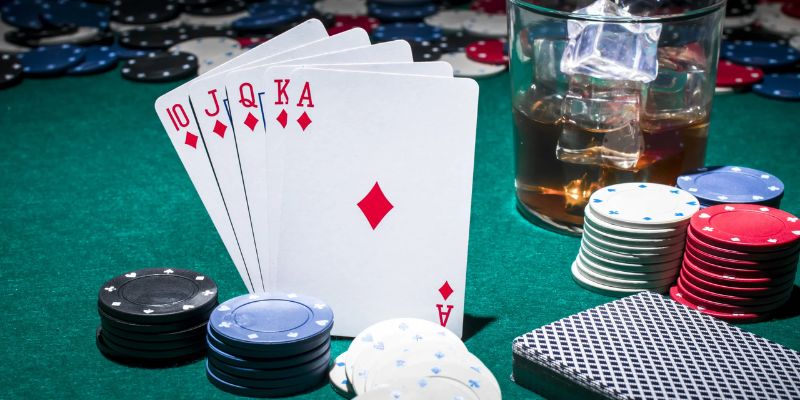 poker 8xbet